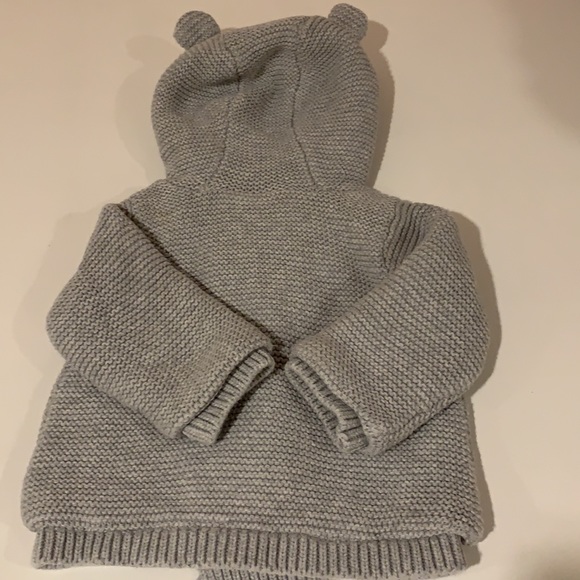 Carter’s baby’s grey knit hooded sweater. - Picture 5 of 5